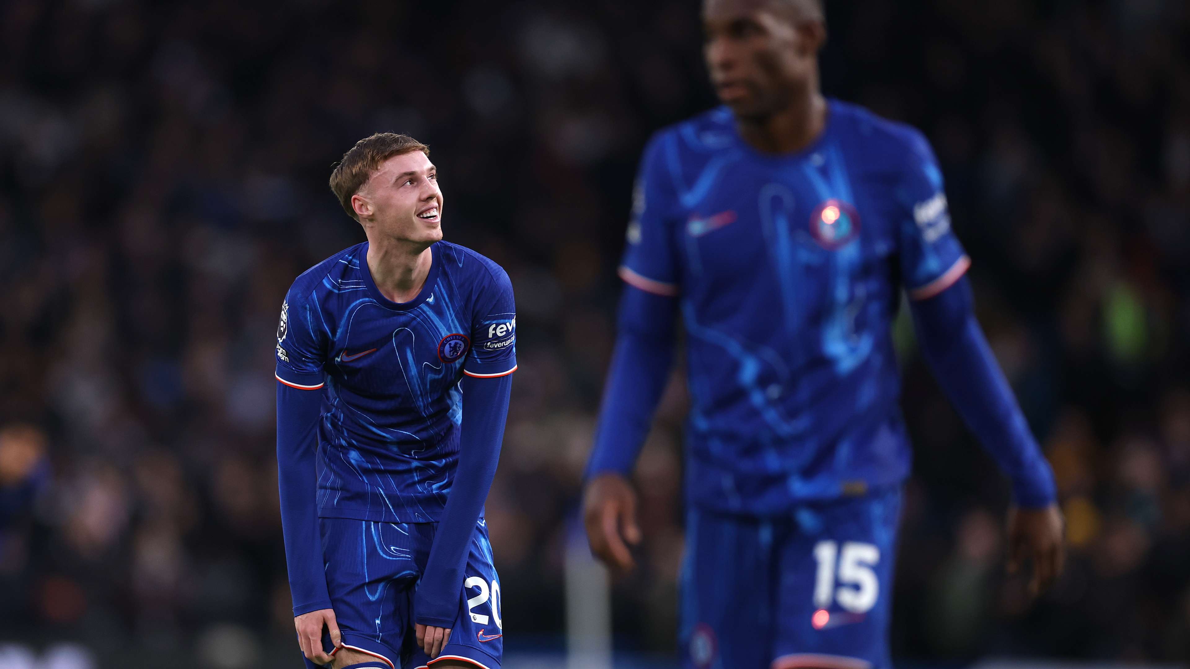 有一名中场 有一名中场