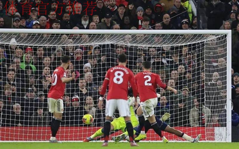 当关键球员陆续请伤病假，曼联走得深一脚浅一脚并不奇怪